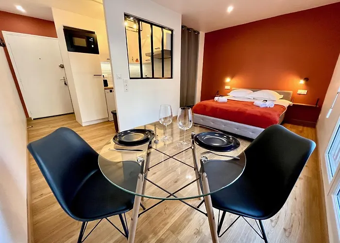 Apartman Avec Grande Terrasse Et Parking Privatifs Caen