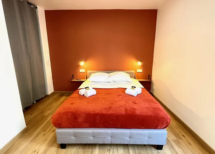 Avec Grande Terrasse Et Parking Privatifs Apartman